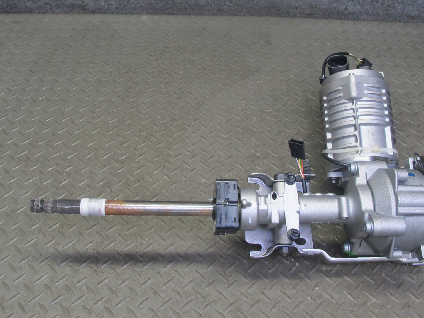 03-05 BMW E85 Z4 2.5L 3.0L AT Electric Power Steering Column w Motor 96K OEM