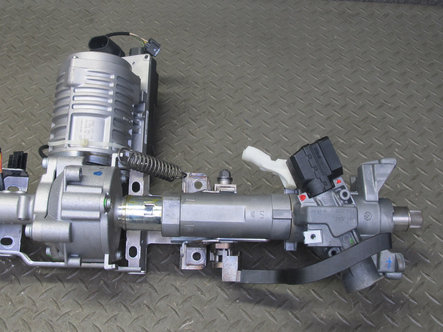 03-05 BMW E85 Z4 2.5L 3.0L AT Electric Power Steering Column w Motor 96K OEM