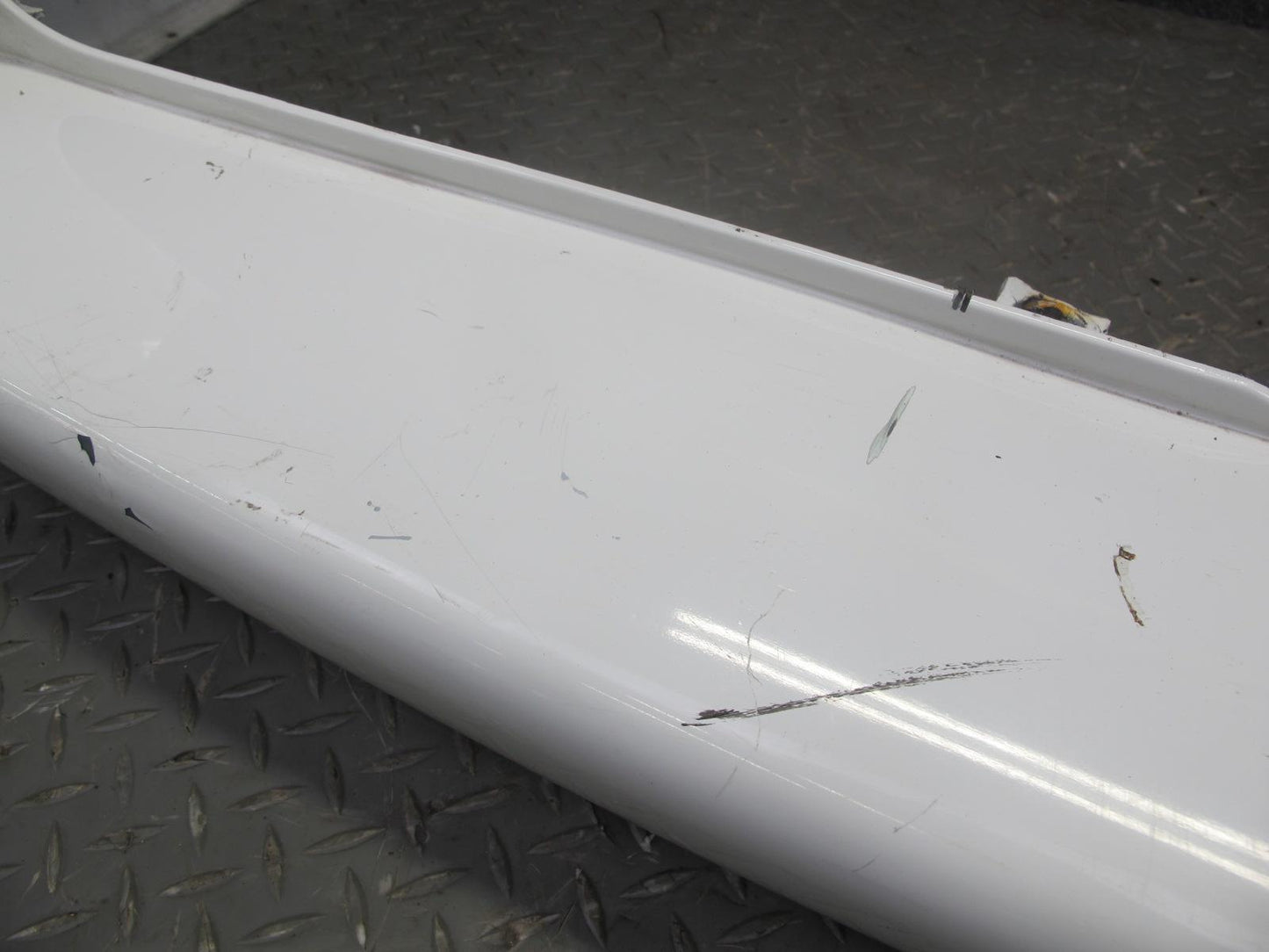 97-03 VW Eurovan T4 Rear Bumper Cover Arctic White w Foam Absorber Set OEM