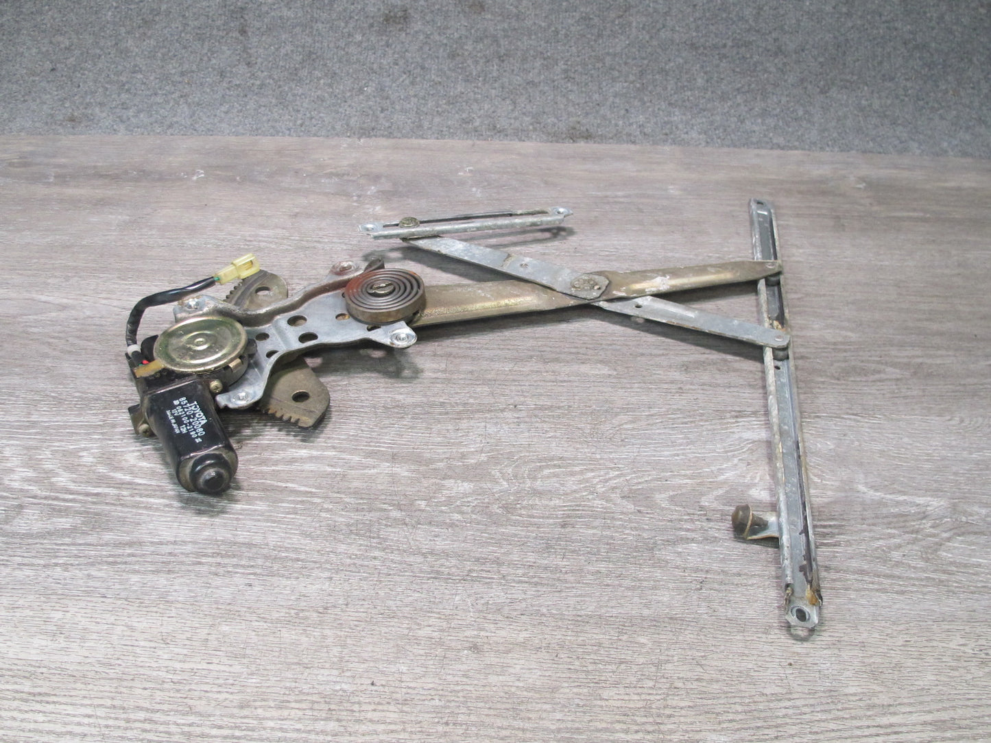 86-92 Toyota Supra MA70L Left Driver Door Window Regulator w Motor OEM