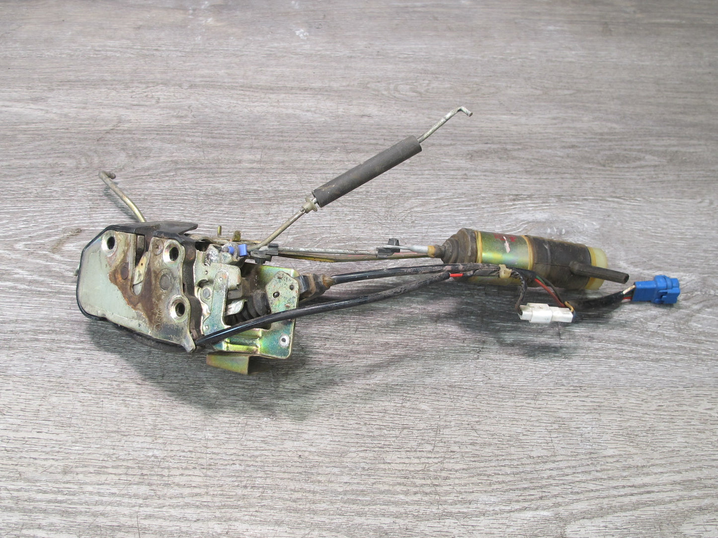 88-92 Toyota Supra MK3 Left Driver Door Lock Latch Actuator 85450-14280 OEM