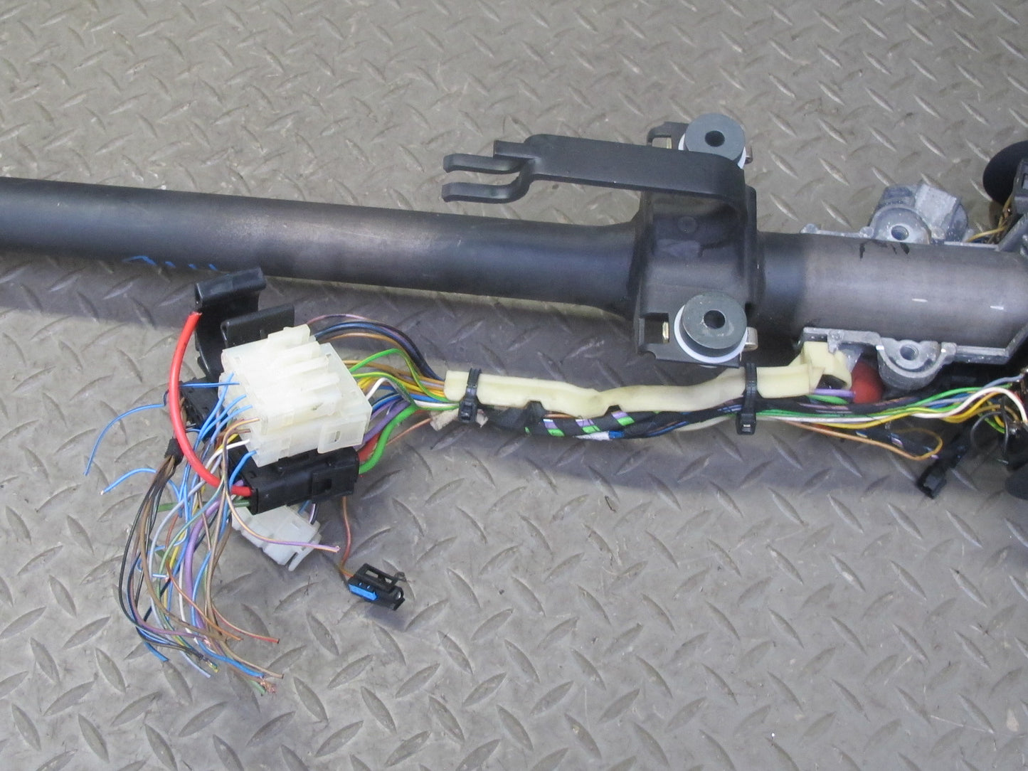 96-99 BMW E36 328iC Coupe Convertible Steering Column w Shaft & Switches OEM