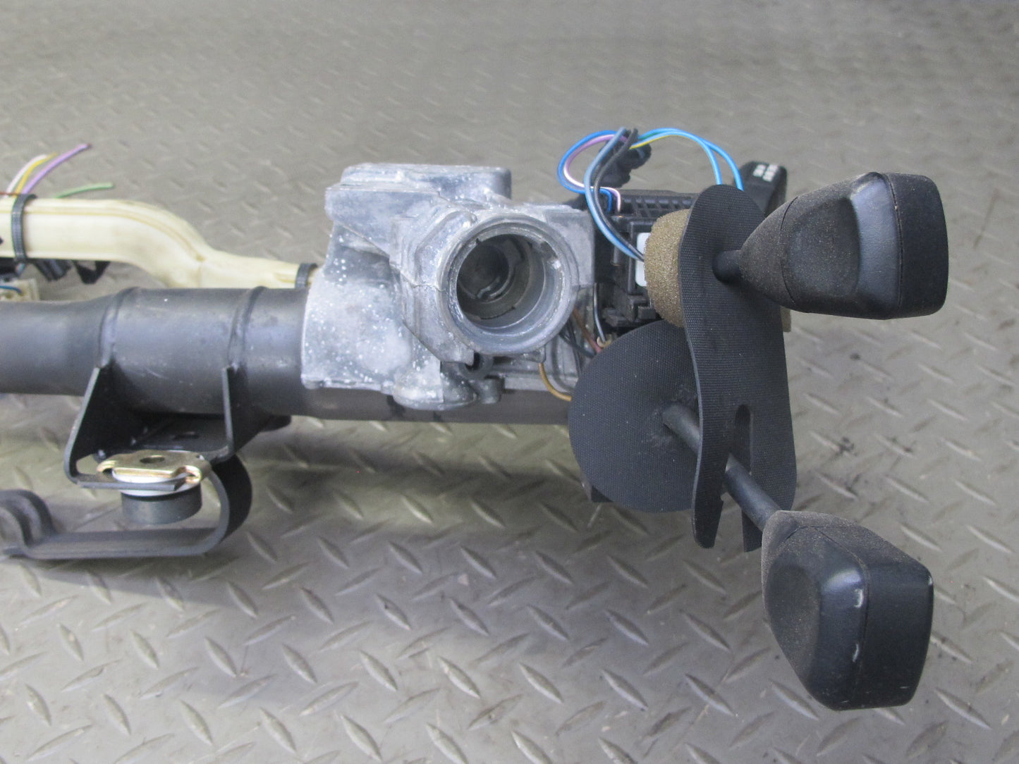 96-99 BMW E36 328iC Coupe Convertible Steering Column w Shaft & Switches OEM