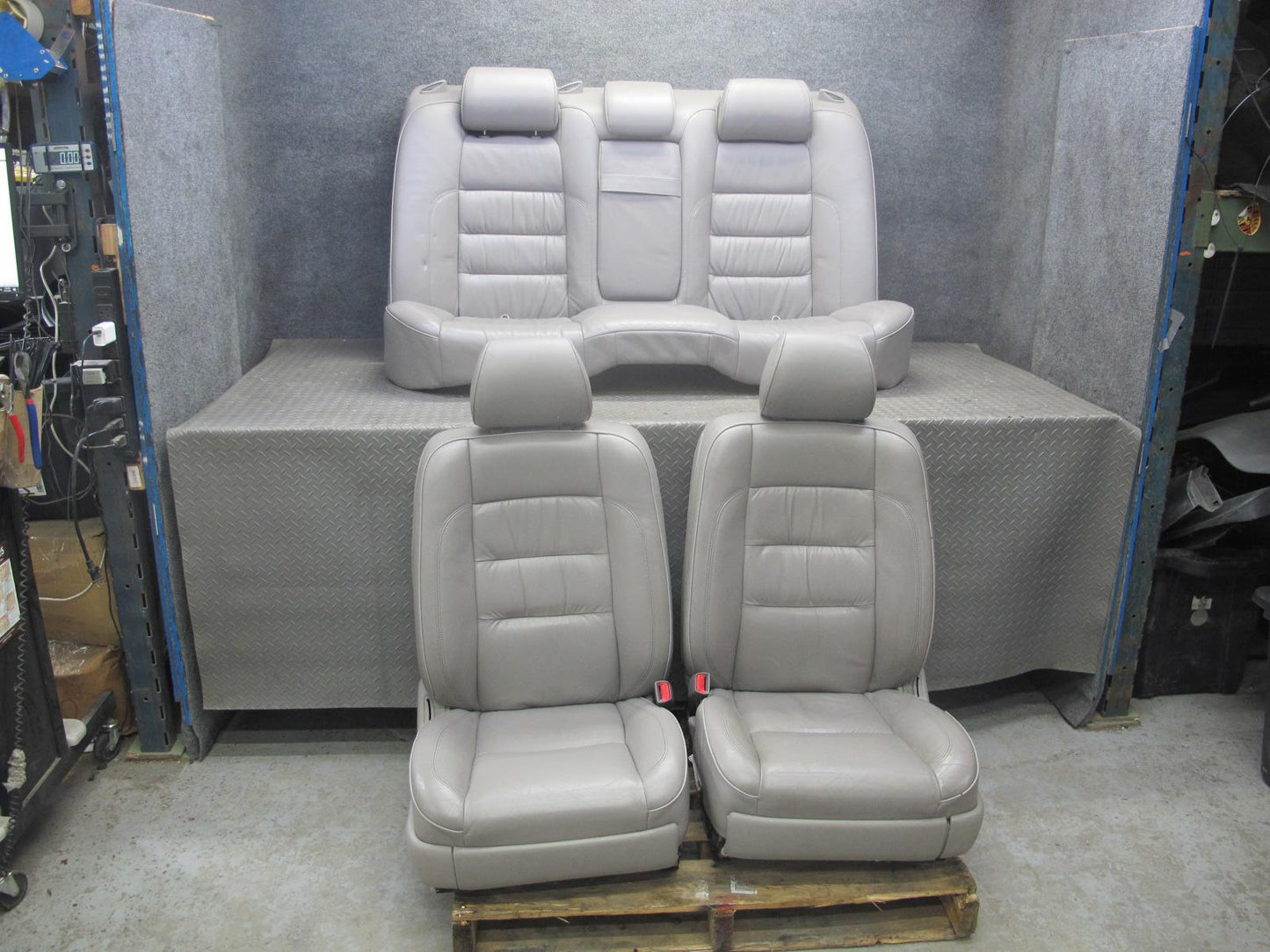 01-02 Lexus JZS160L GS430 GS300 Front & Rear Leather Seat Set Charcoal 83K OEM