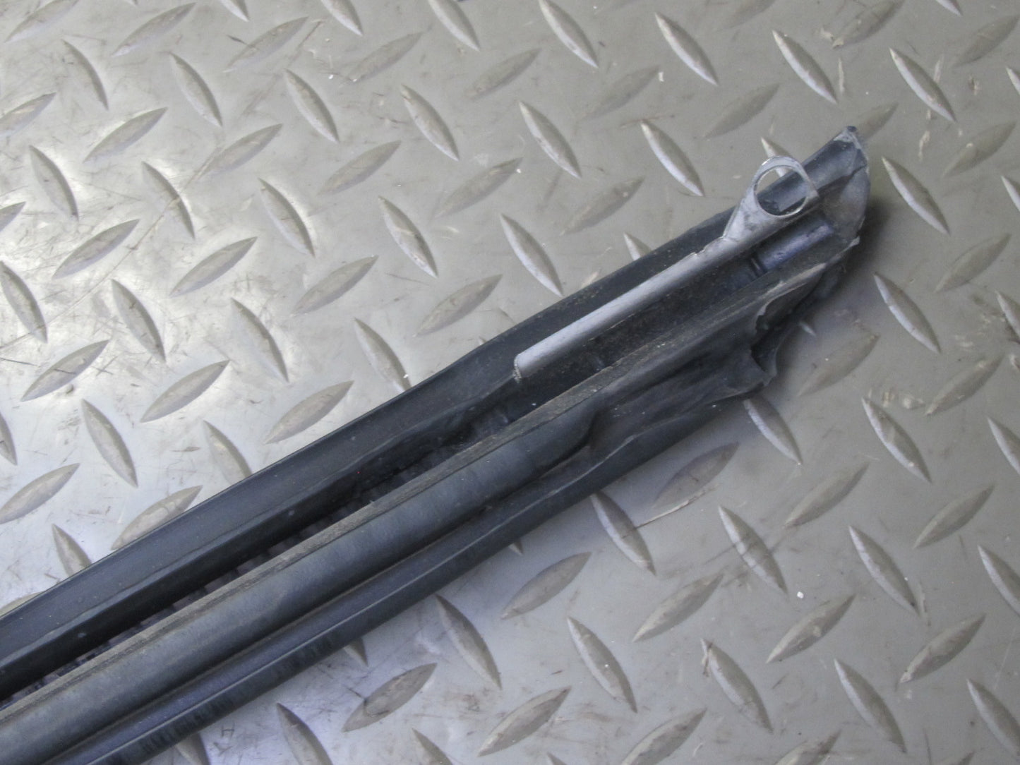 1999-2005 Porsche 911 996 Convertble Left Side Door Weatherstrip Rubber Seal