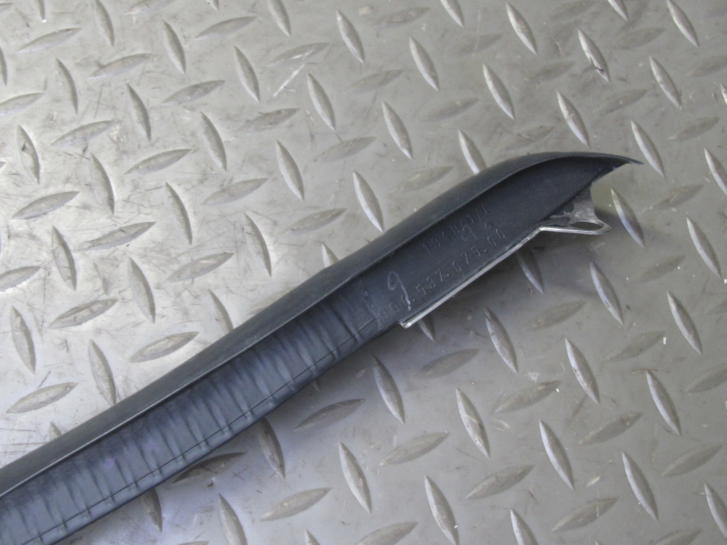 1999-2005 Porsche 911 996 Convertble Left Side Door Weatherstrip Rubber Seal