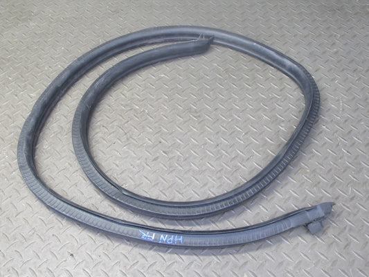 1999-2005 Porsche 911 996 Convertble Right Side Door Weatherstrip Rubber Seal