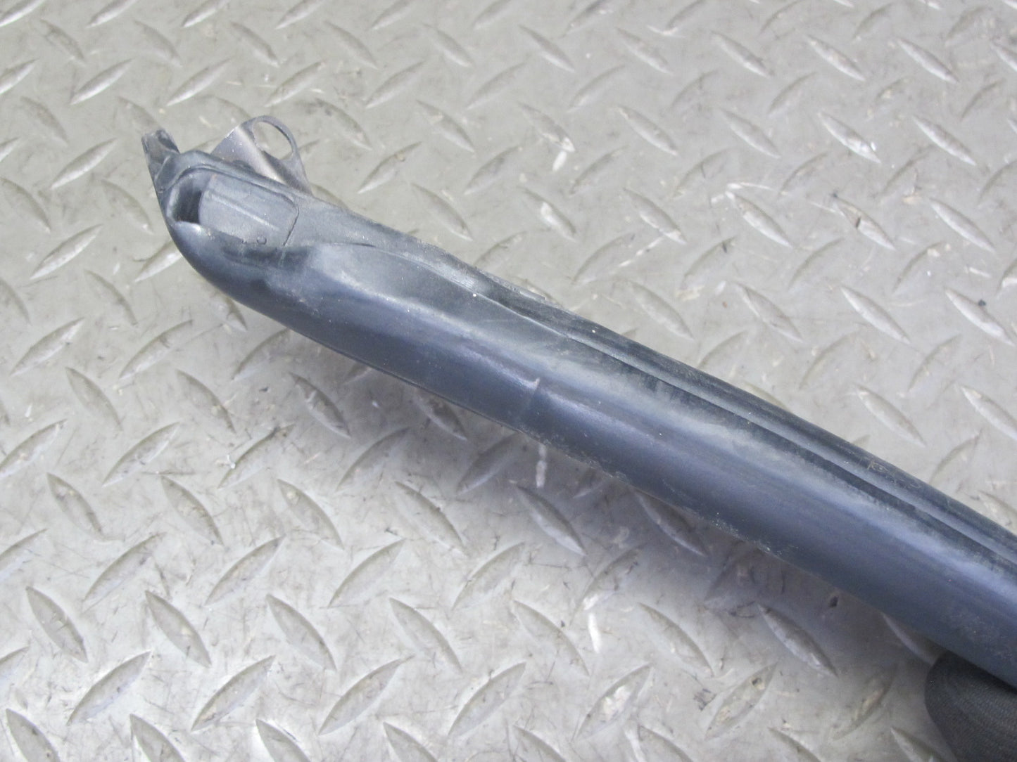1999-2005 Porsche 911 996 Convertble Right Side Door Weatherstrip Rubber Seal