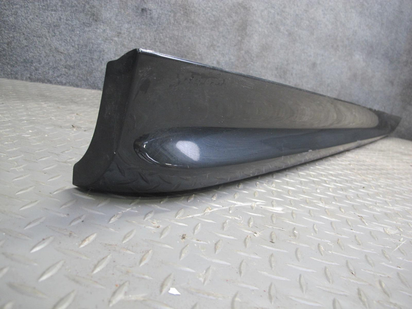 01-06 BMW E46 325Ci 330Ci ZHP 2-DOOR Right Side Skirt Rocker Panel Molding OEM