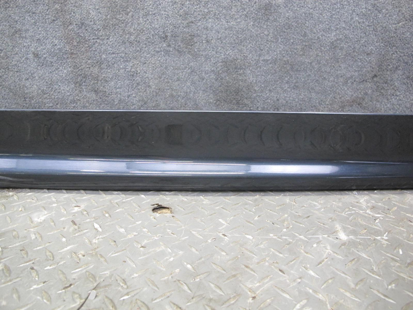 01-06 BMW E46 325Ci 330Ci ZHP 2-DOOR Right Side Skirt Rocker Panel Molding OEM