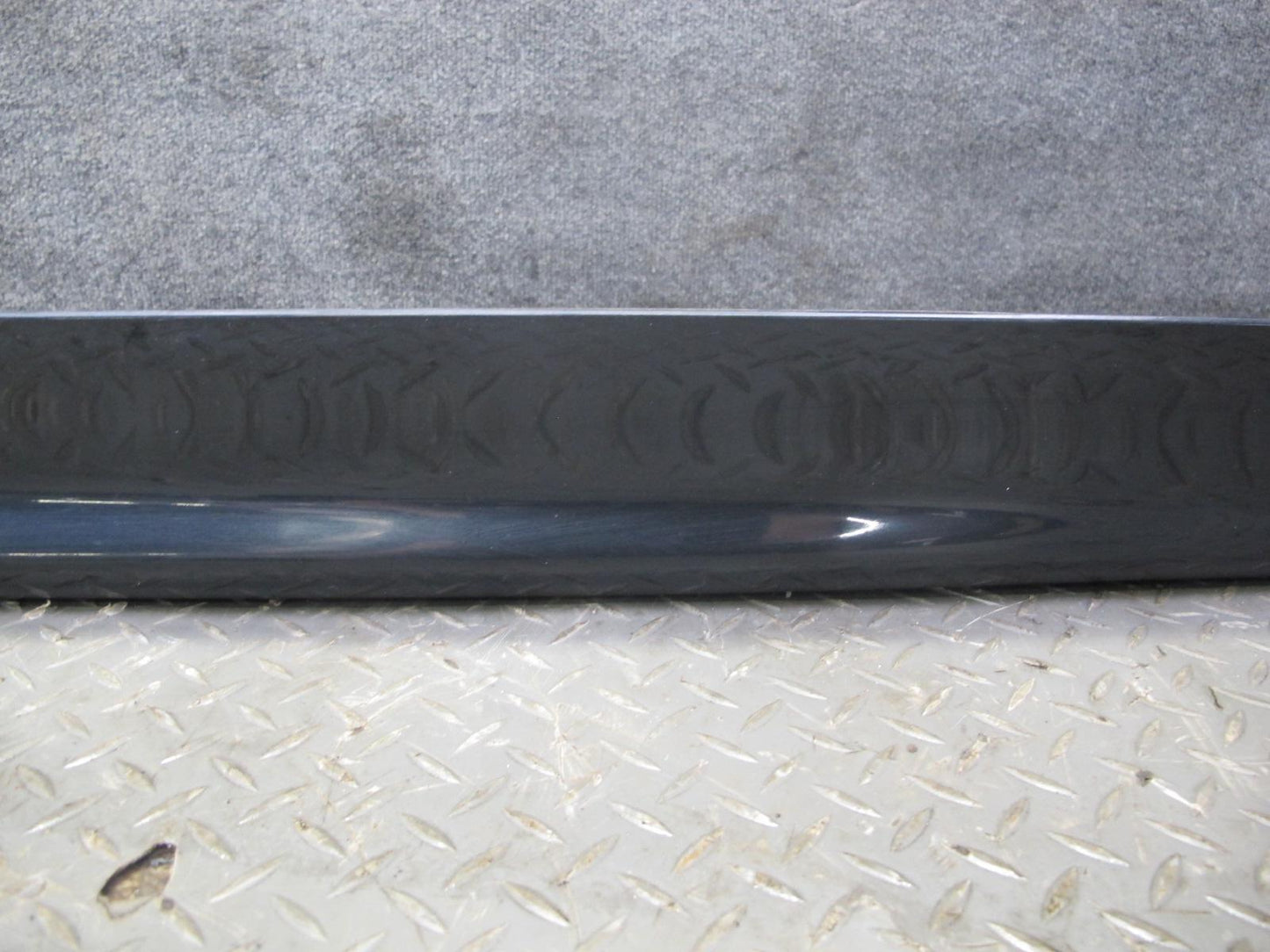 01-06 BMW E46 325Ci 330Ci ZHP 2-DOOR Right Side Skirt Rocker Panel Molding OEM