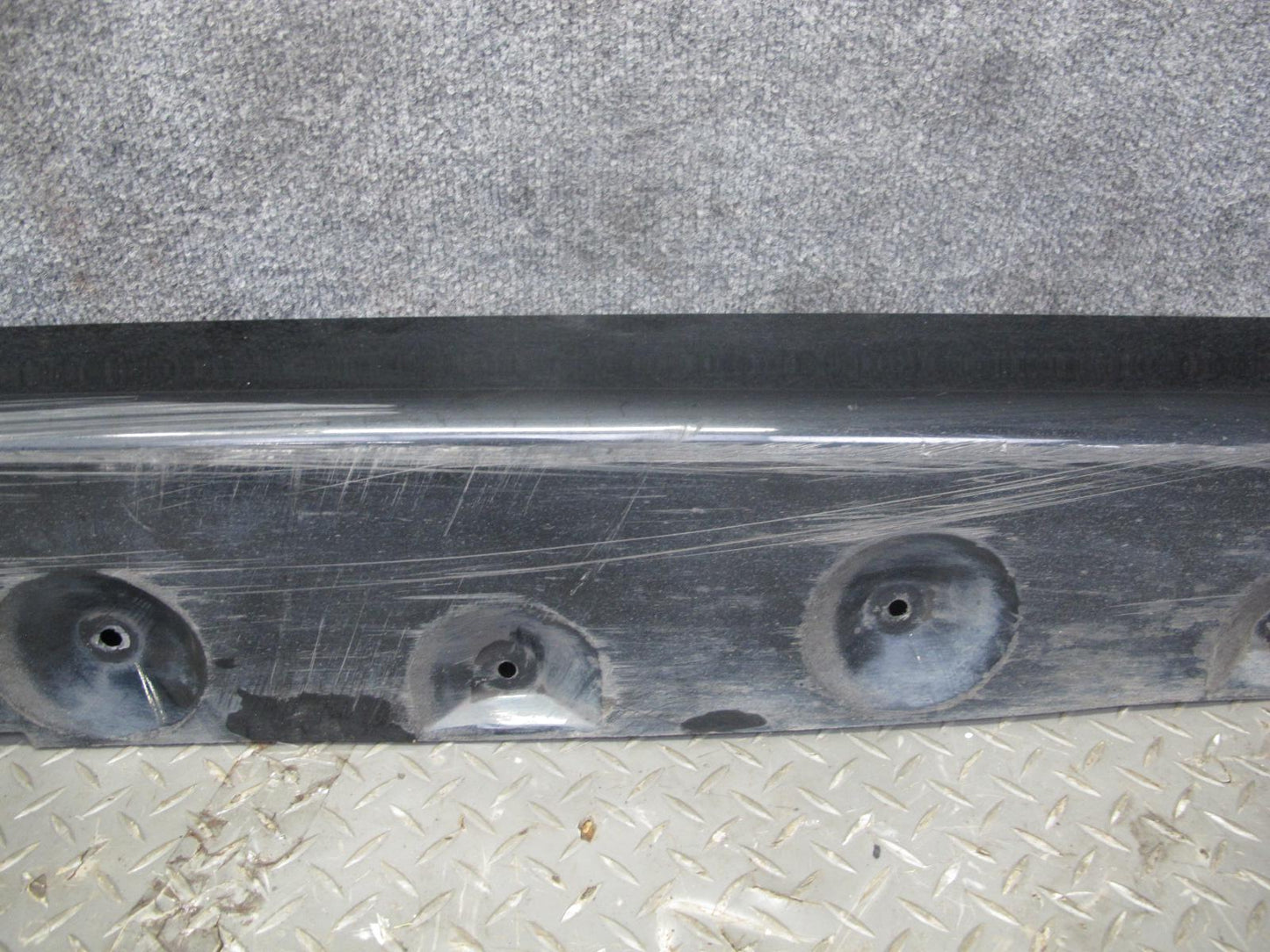 01-06 BMW E46 325Ci 330Ci ZHP 2-DOOR Right Side Skirt Rocker Panel Molding OEM