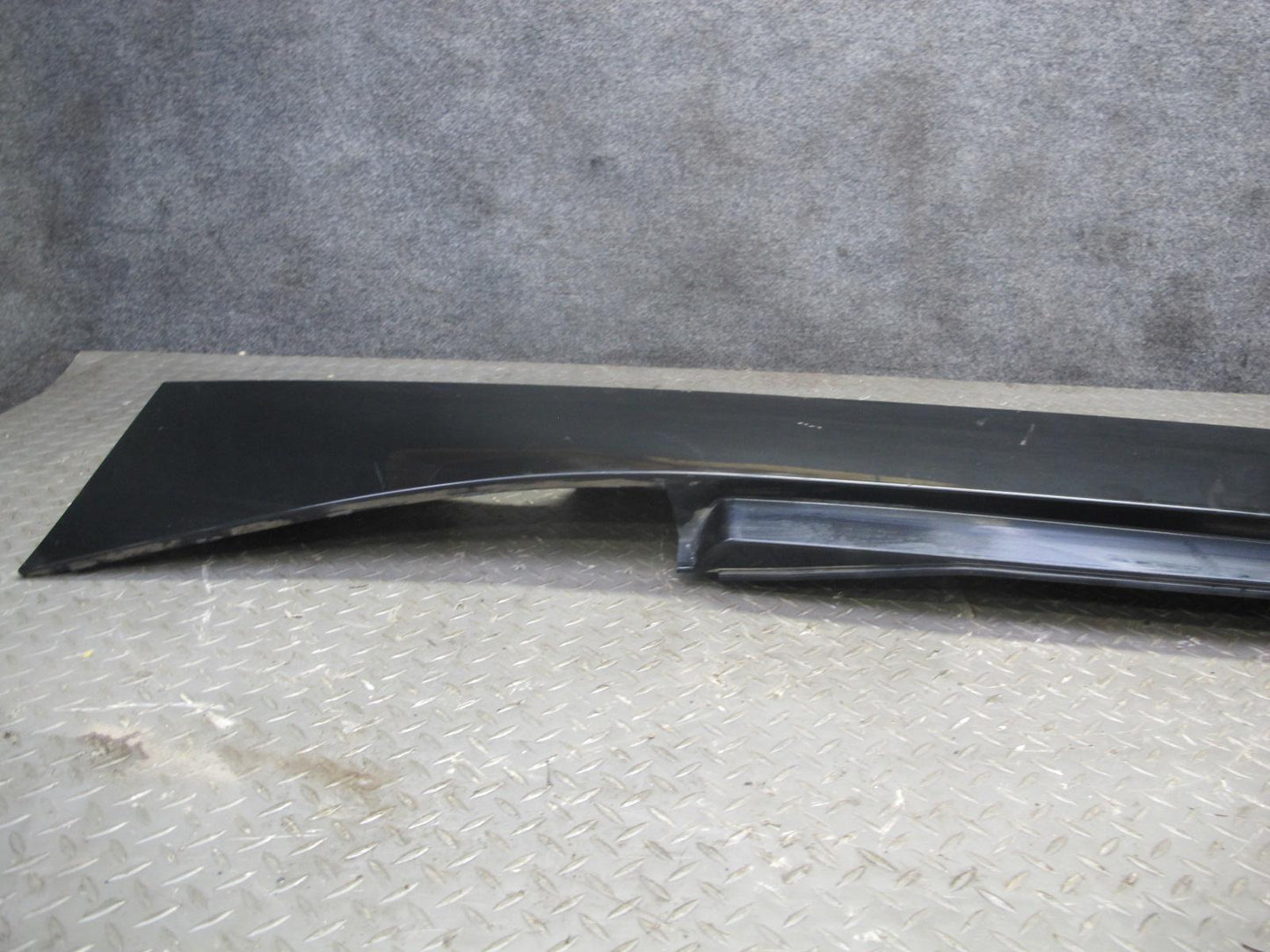 03-08 BMW E85 Z4 Set of 2 Left & Right Side Skirt Rocker Panel Molding Black OEM