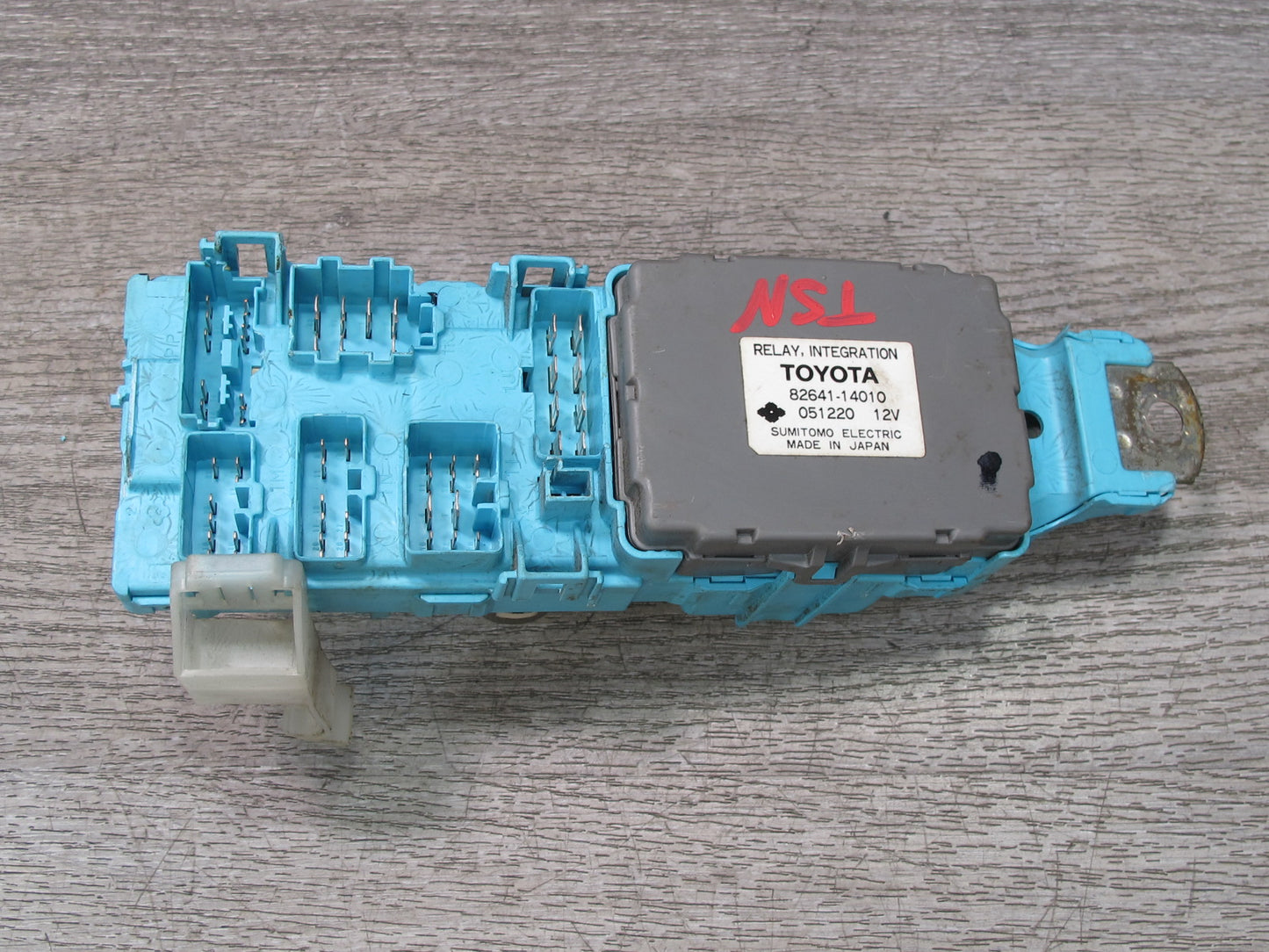 89-92 Toyota Supra MK3 MA70L Integration Relay Fuse Box Module OEM