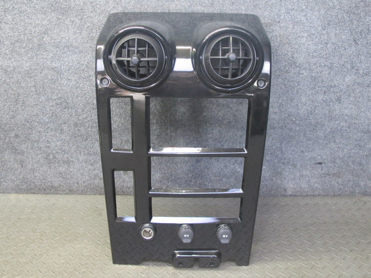 2003-2007 Hummer H2 Dash Center Radio Trim Bezel Panel Carbon Style 10357186