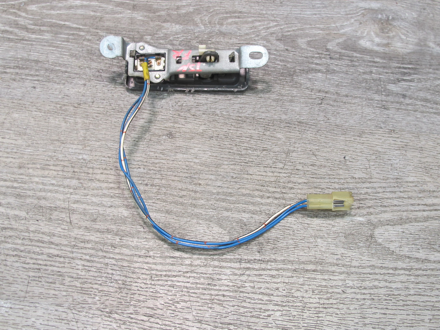 86-92 Toyota Supra MA70L Right Passenger Door Lock Switch Gray w Wire OEM