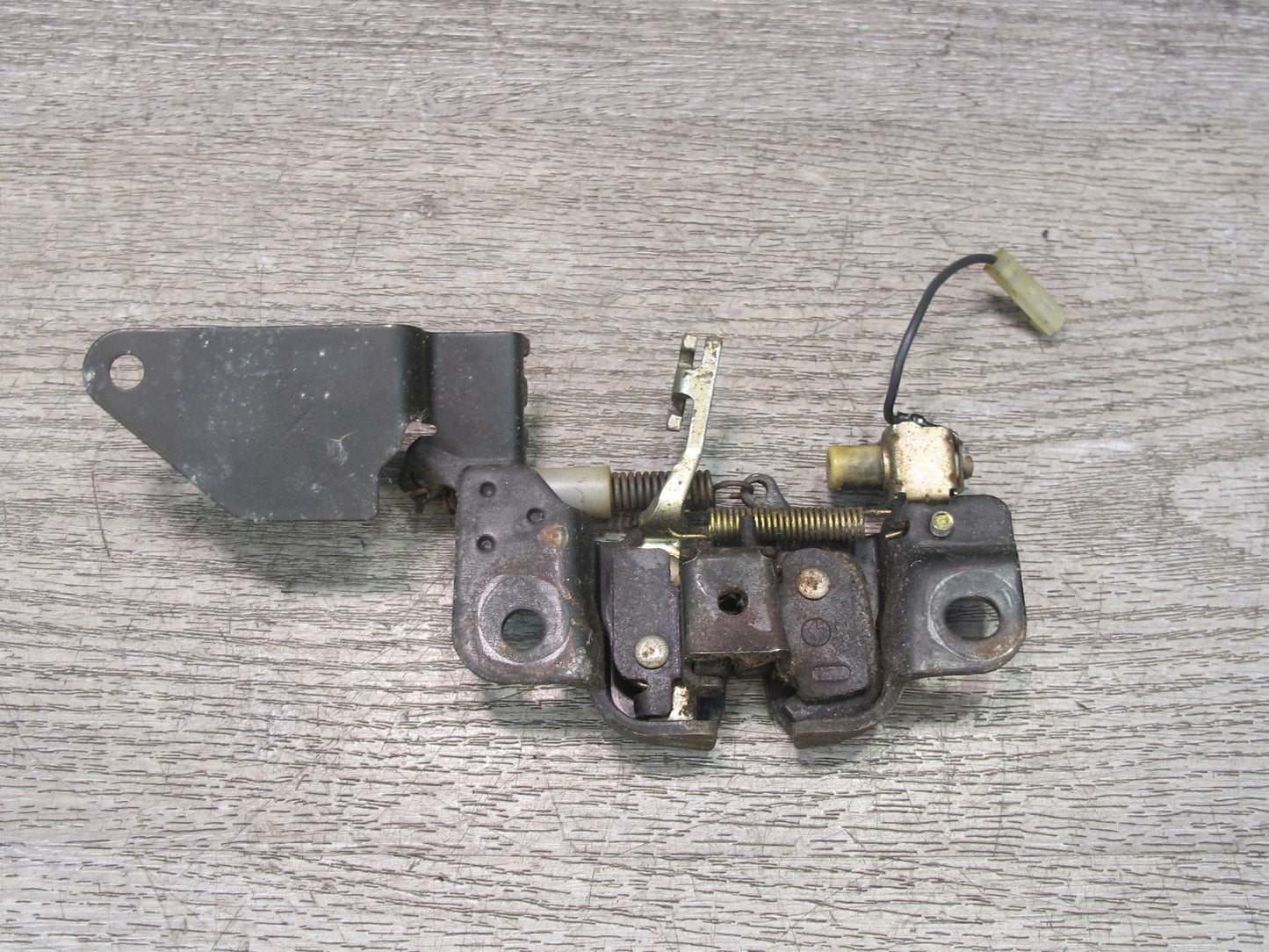 86-92 Toyota Supra MA70L MK3 Rear Hatch Trunk Lid Release Lock Latch OEM