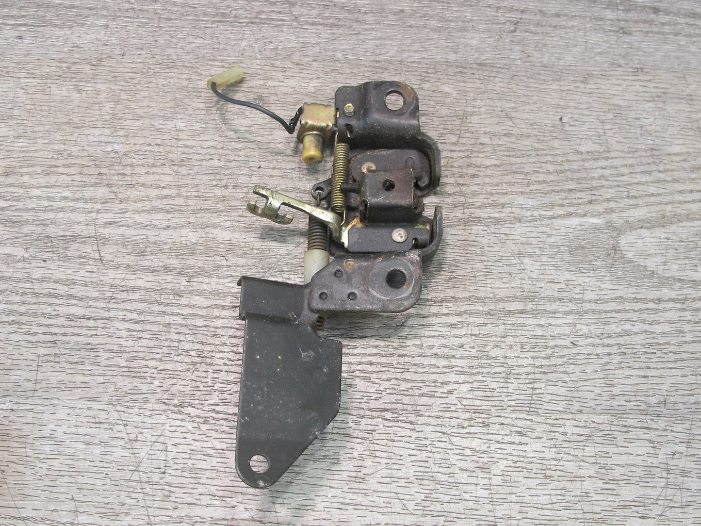 86-92 Toyota Supra MA70L MK3 Rear Hatch Trunk Lid Release Lock Latch OEM