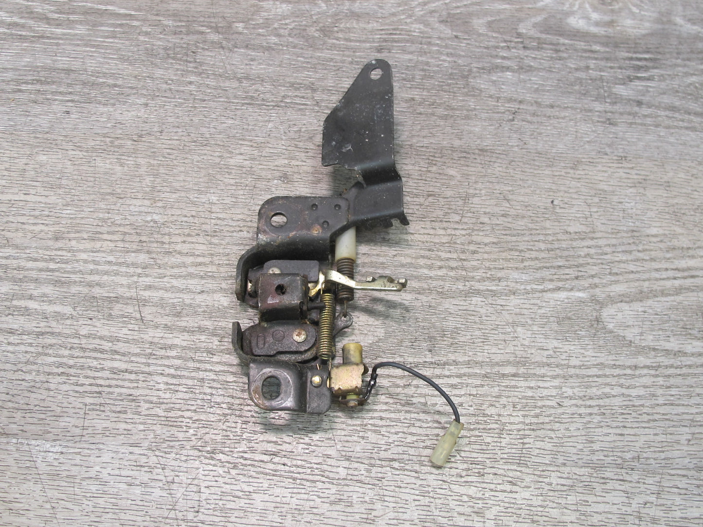 86-92 Toyota Supra MA70L MK3 Rear Hatch Trunk Lid Release Lock Latch OEM
