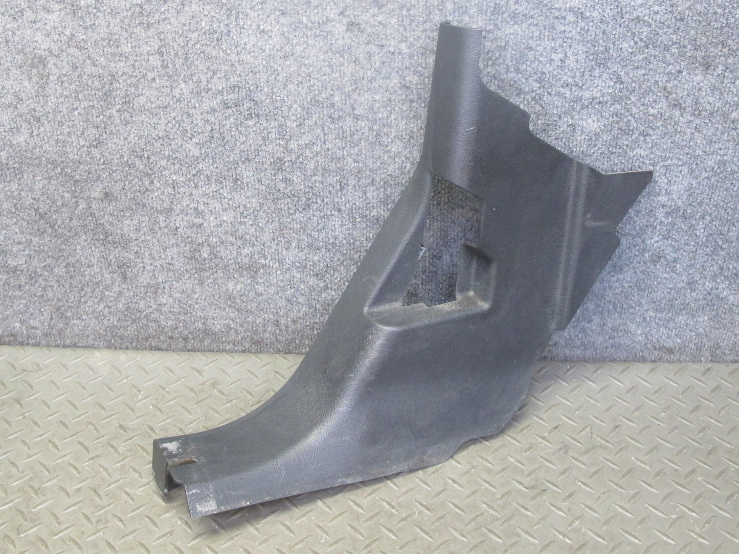 2003-2009 Hummer H2 Front Left & Right Lower Kick Trim Cover Panel Set of 2