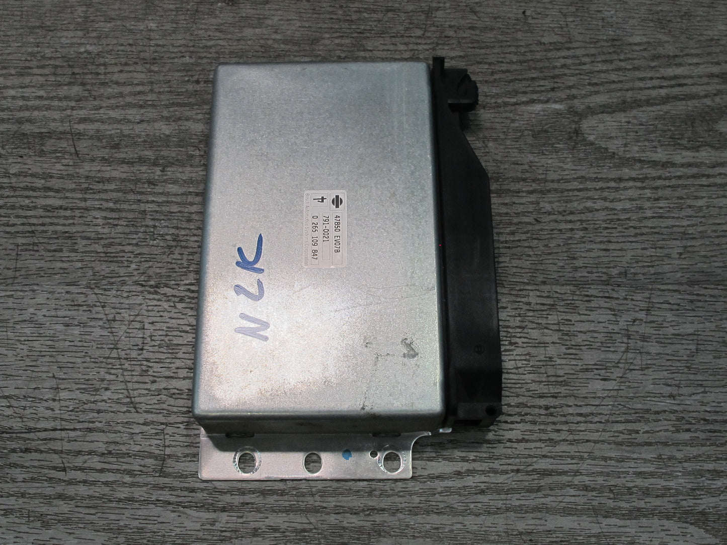 07-09 Nissan 350Z Z33 Convertible A/T Anti Skid Control Module 47850-EV07B OEM