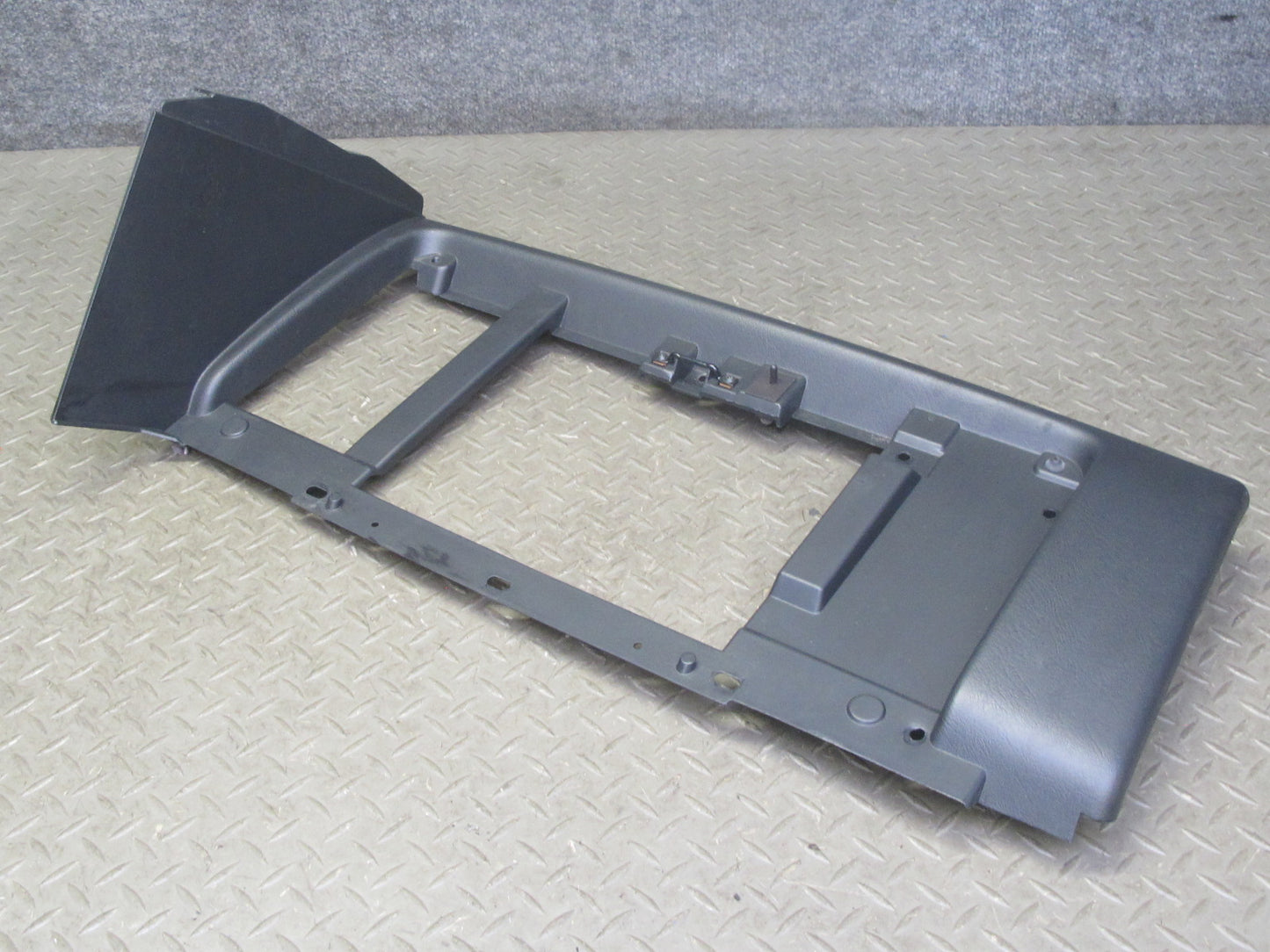 2003-2007 Hummer H2 Dash Front Right Glove Box Surround Trim Cover Panel