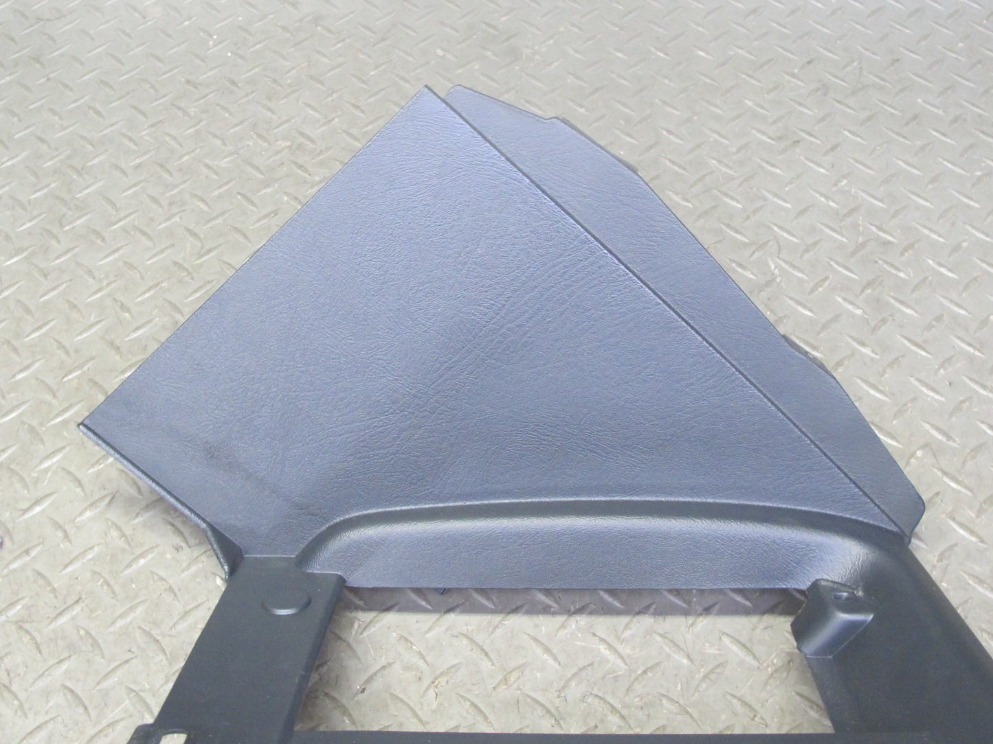 2003-2007 Hummer H2 Dash Front Right Glove Box Surround Trim Cover Panel