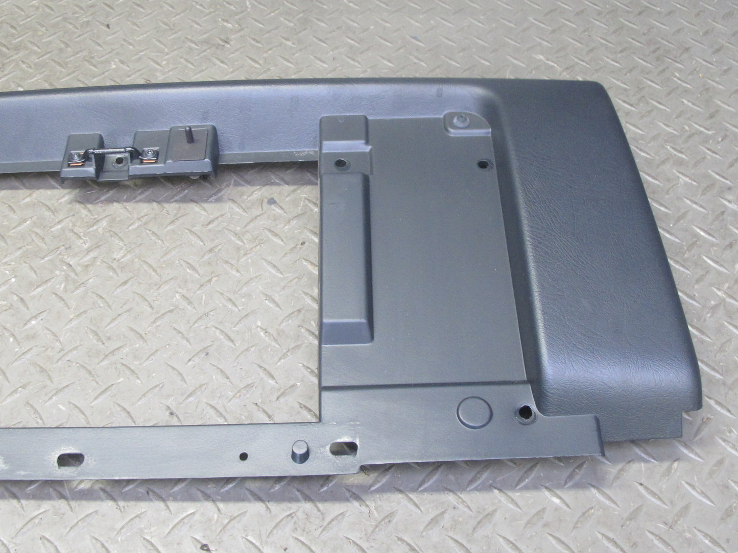 2003-2007 Hummer H2 Dash Front Right Glove Box Surround Trim Cover Panel