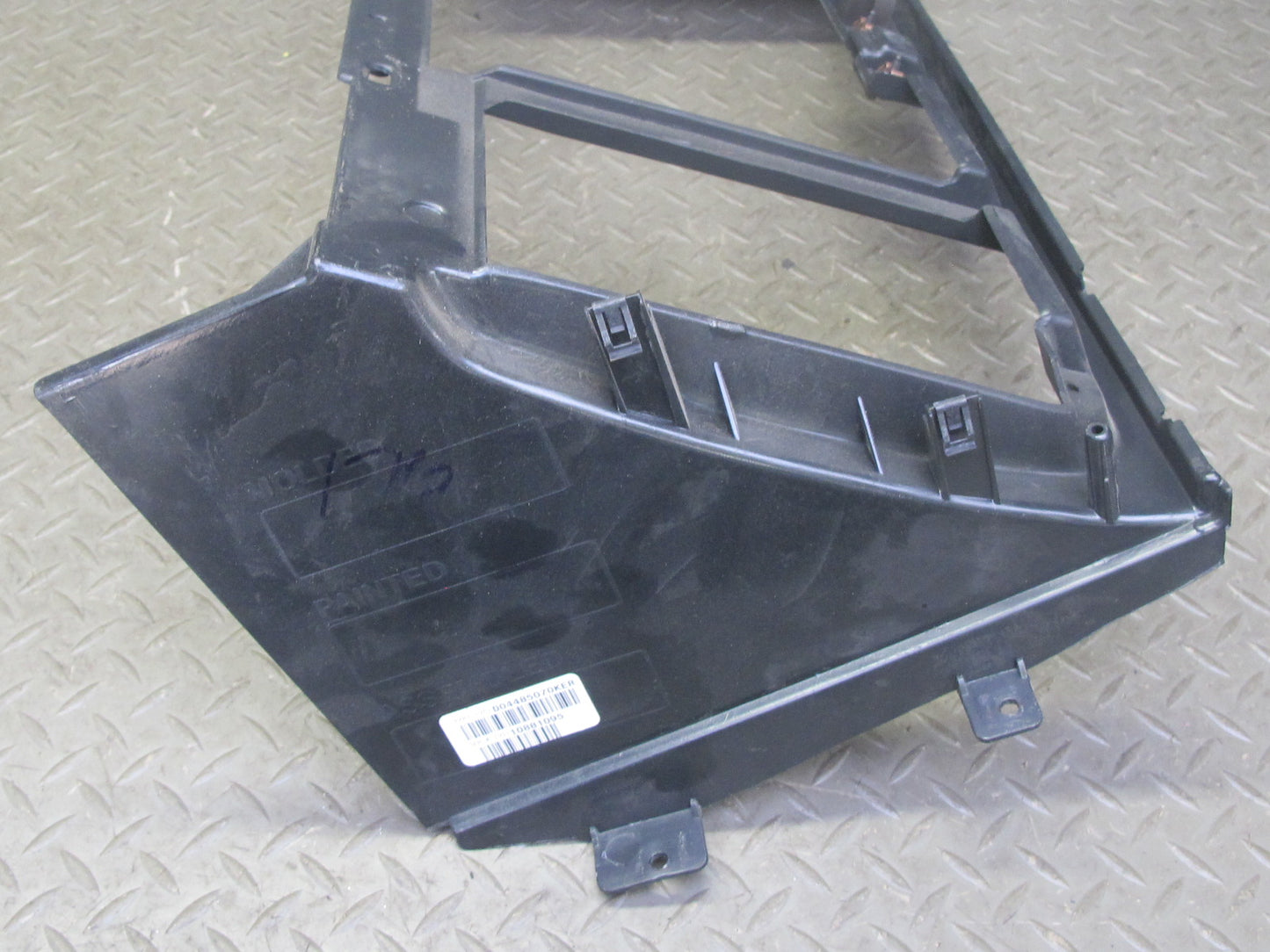 2003-2007 Hummer H2 Dash Front Right Glove Box Surround Trim Cover Panel