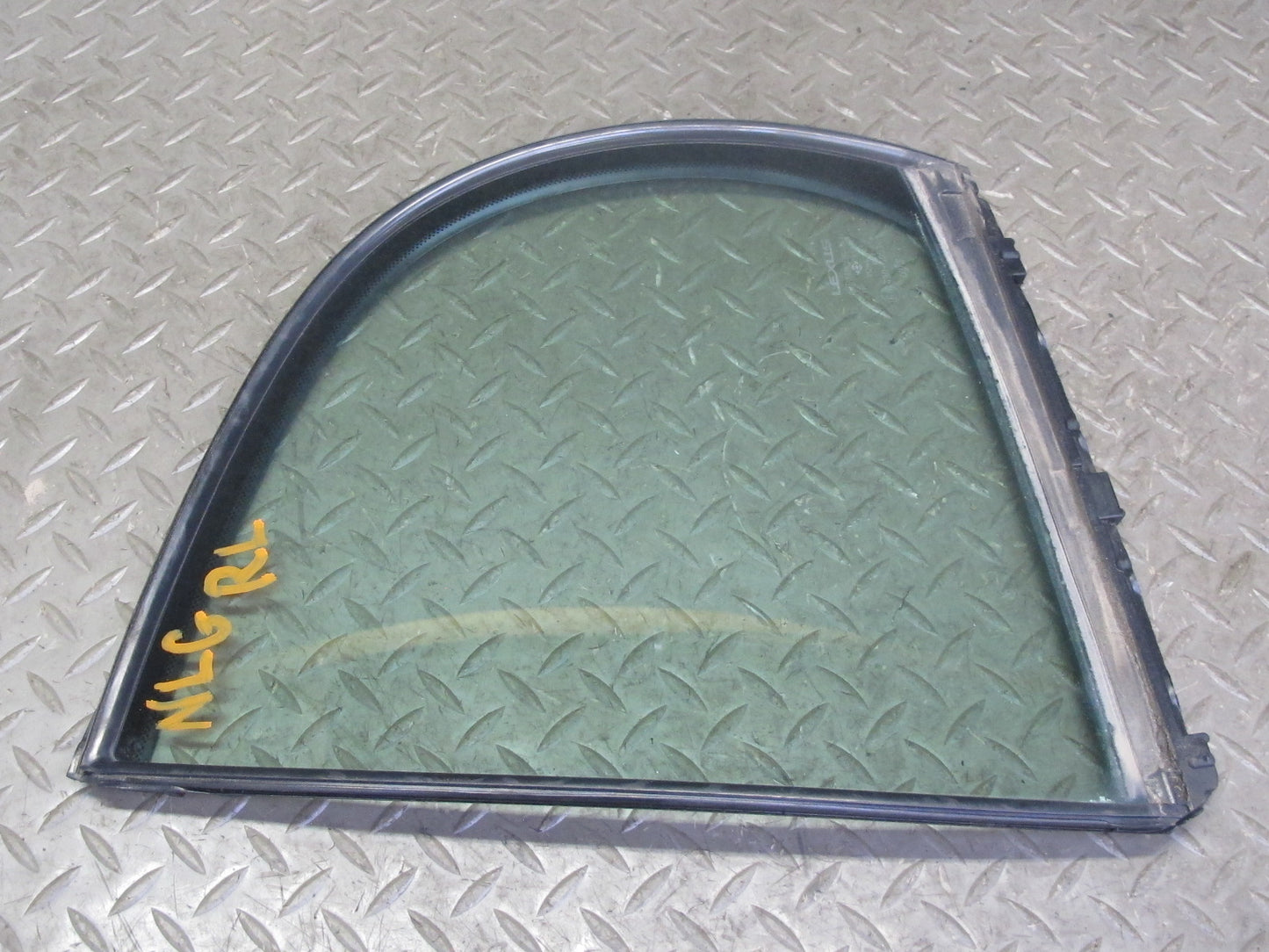 01-05 Lexus JZS160L GS430 GS300 Rear Left Quarter Window Glass OEM