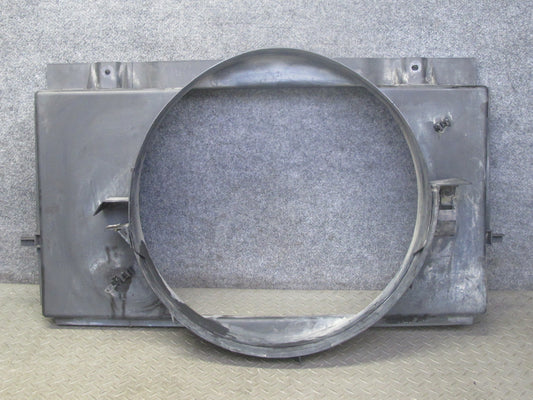 2003-2007 Hummer H2 6.0L Engine Motor Coolant Radiator Fan Shroud