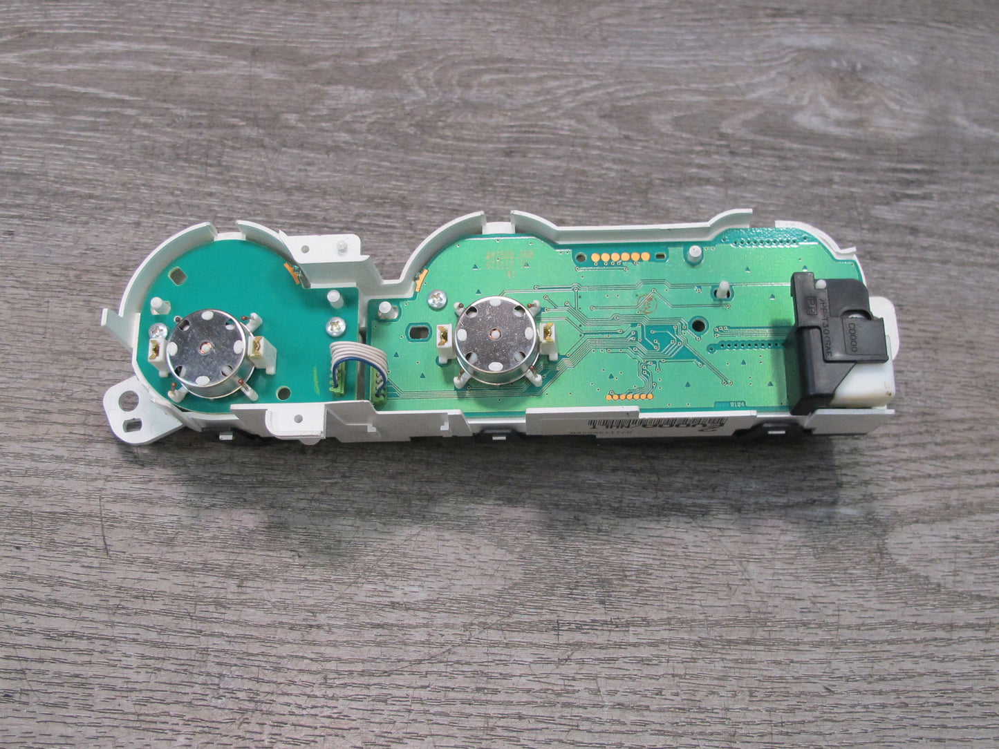 07-09 Nissan 350Z Z33 Dash Center Oil Volts Info Display Gauge Cluster OEM