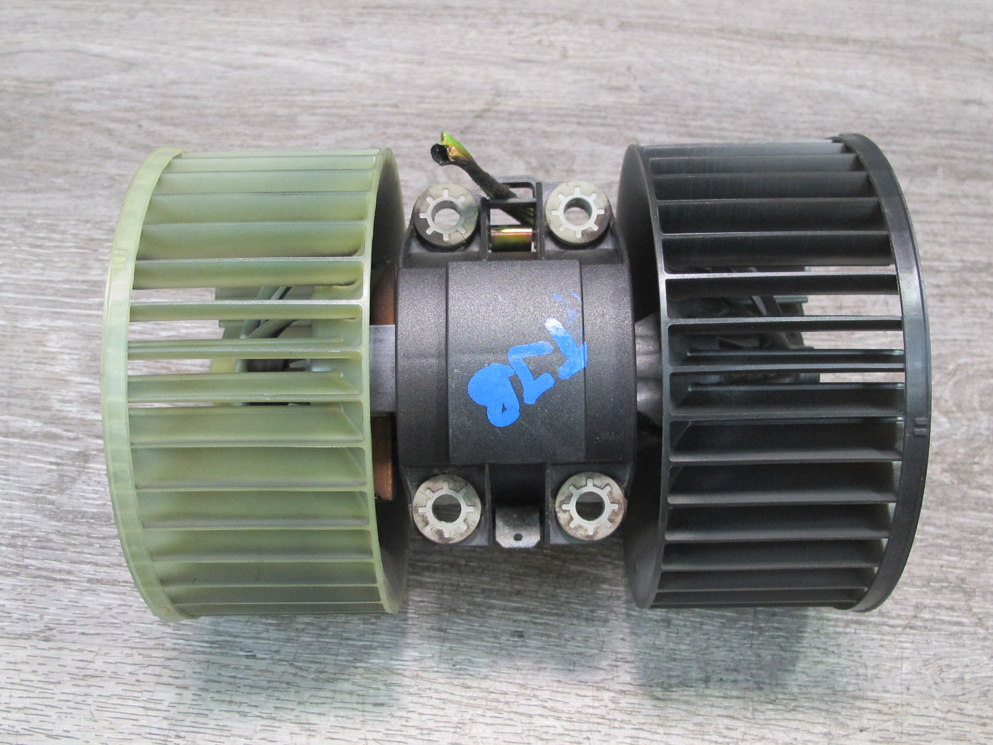 01-06 BMW E46 325Ci 330Ci A/C Heater Blower Motor Fan w Resistor OEM