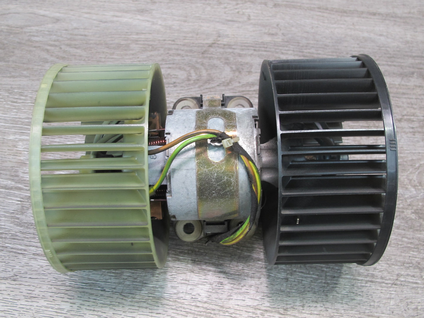 01-06 BMW E46 325Ci 330Ci A/C Heater Blower Motor Fan w Resistor OEM