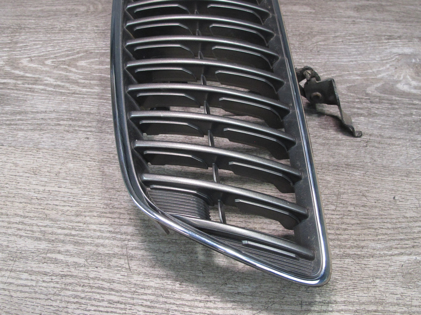 01-05 Lexus JZS160L GS430 GS300 Front Radiator Grille w Hood Release OEM