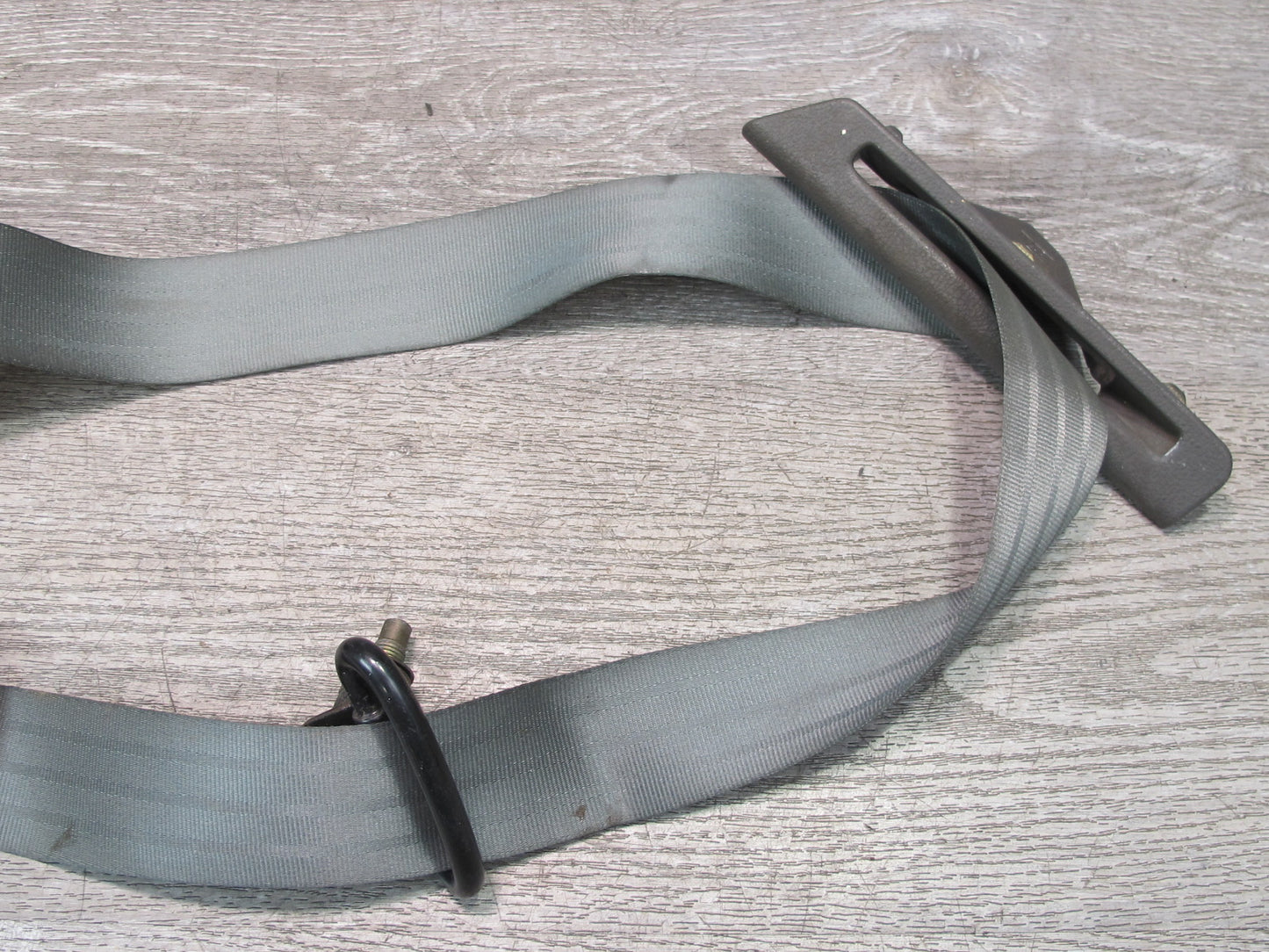 89-92 TOYOTA SUPRA MK3 REAR RIGHT & LEFT SIDE SEATBELT RETRACTOR SET OEM