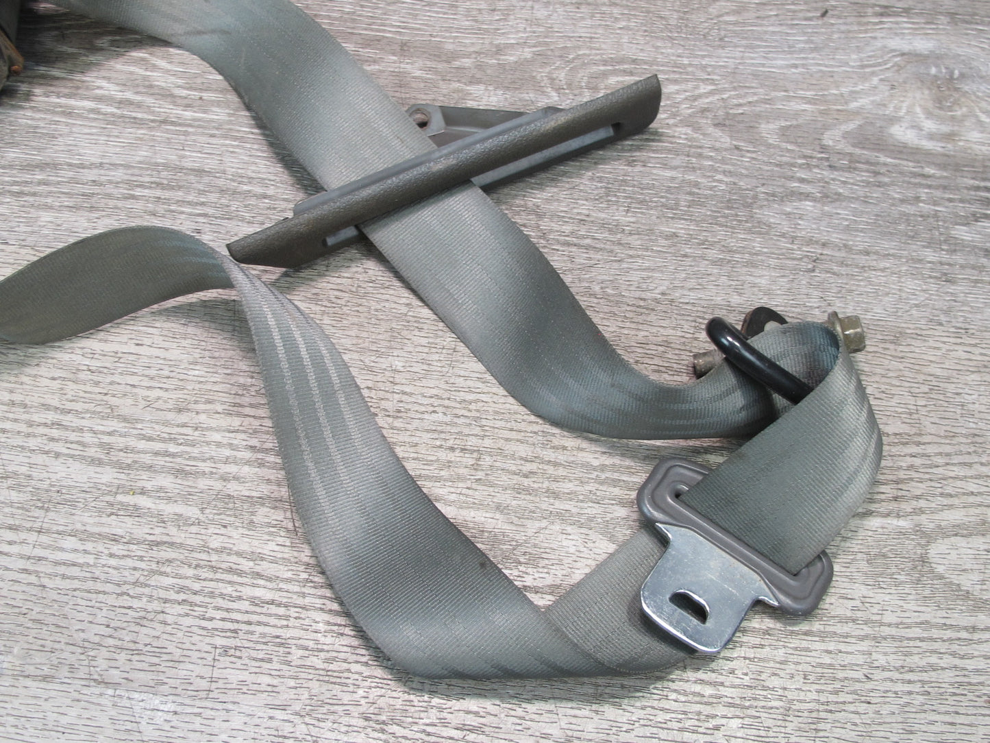 89-92 TOYOTA SUPRA MK3 REAR RIGHT & LEFT SIDE SEATBELT RETRACTOR SET OEM