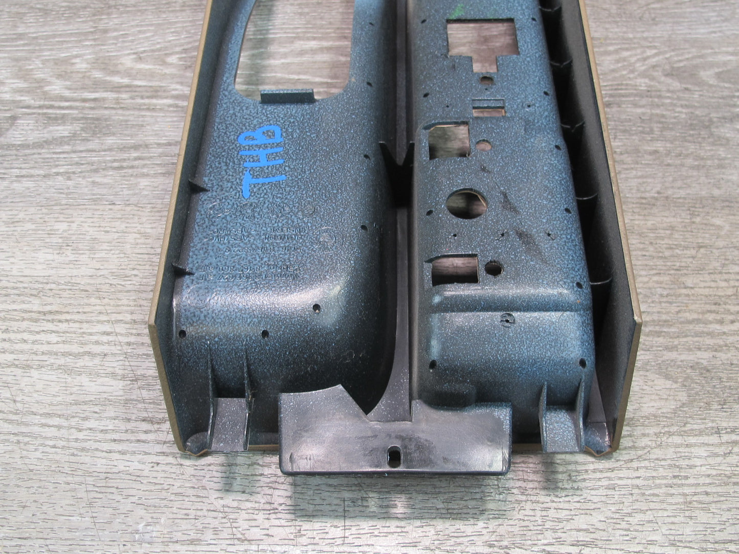 94-99 BMW E36 325iC 328iC Convertible Center Console Trim Cover Panel OEM