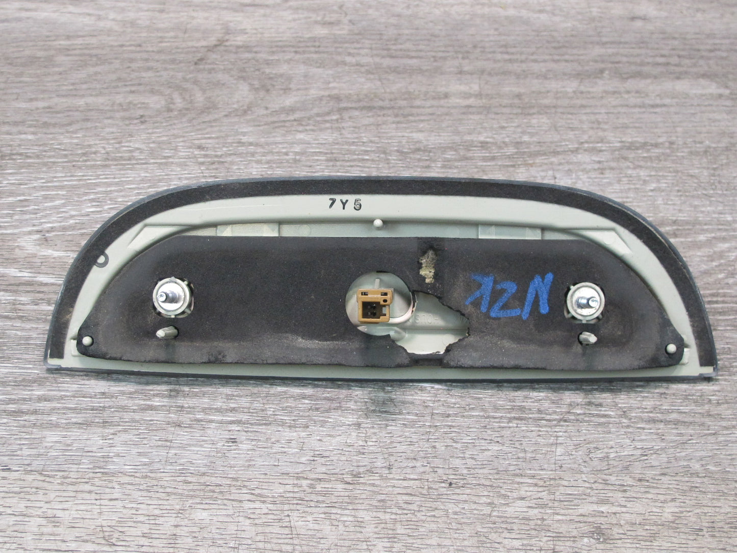 06-09 Nissan 350Z Convertible Rear Third 3RD Brake Stop Light Lamp Black OEM