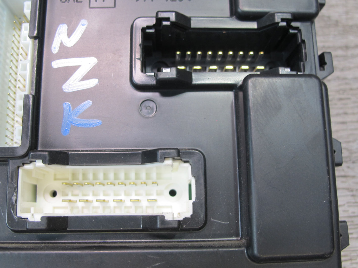 2008 Nissan 350Z Roadster A/T ECU BCM Fuse Ignition Door Glove Lock KEY Set OEM