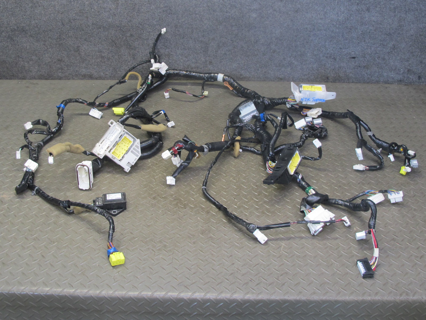 2008 Nissan Z33 350Z Roadster GT A/T Dash Dashboard Wire Wiring Harness OEM