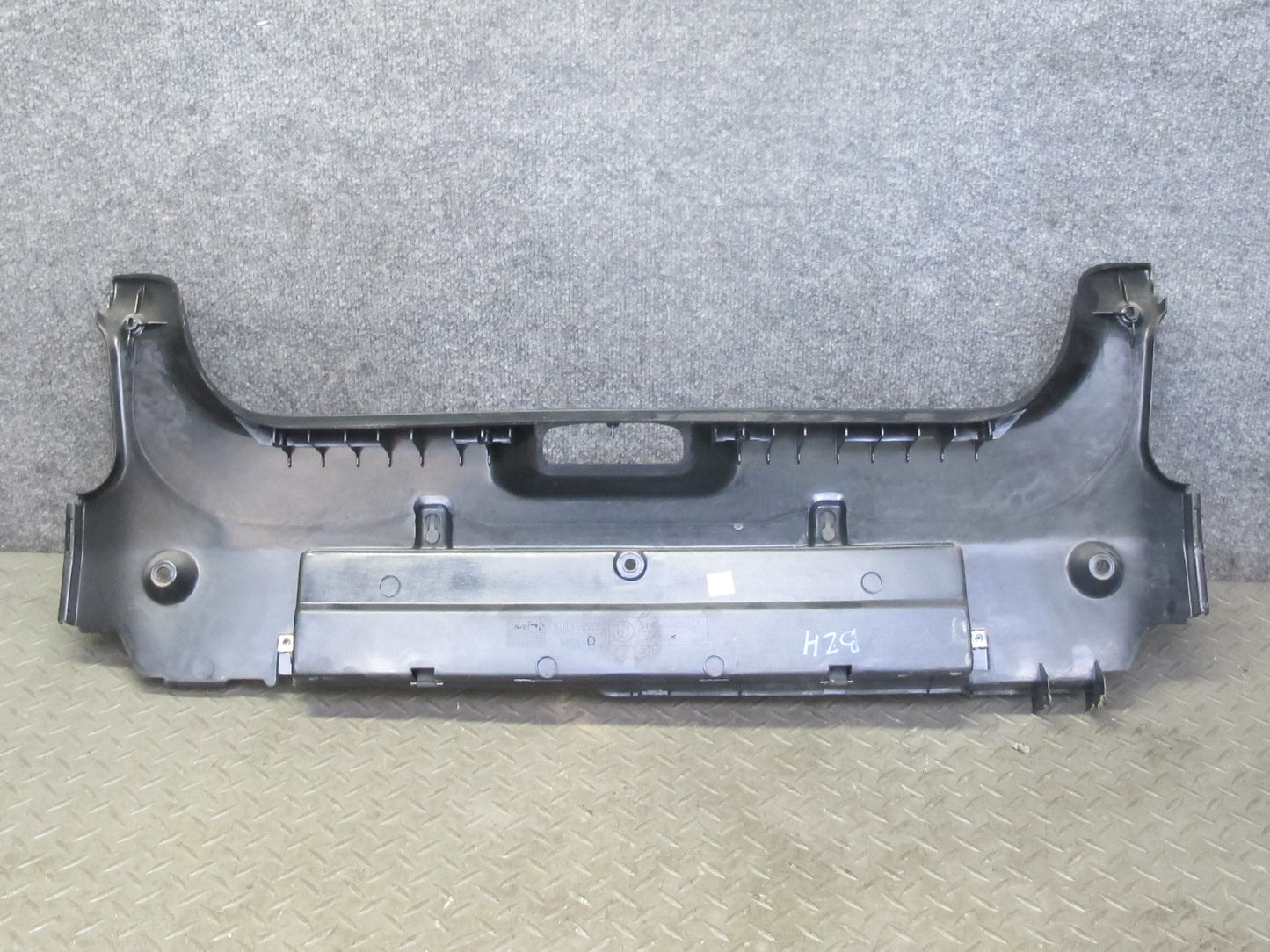 98-99 BMW E36/7 Z3 Roadster Rear Trunk Tail Trim Latch Cover Panel OEM