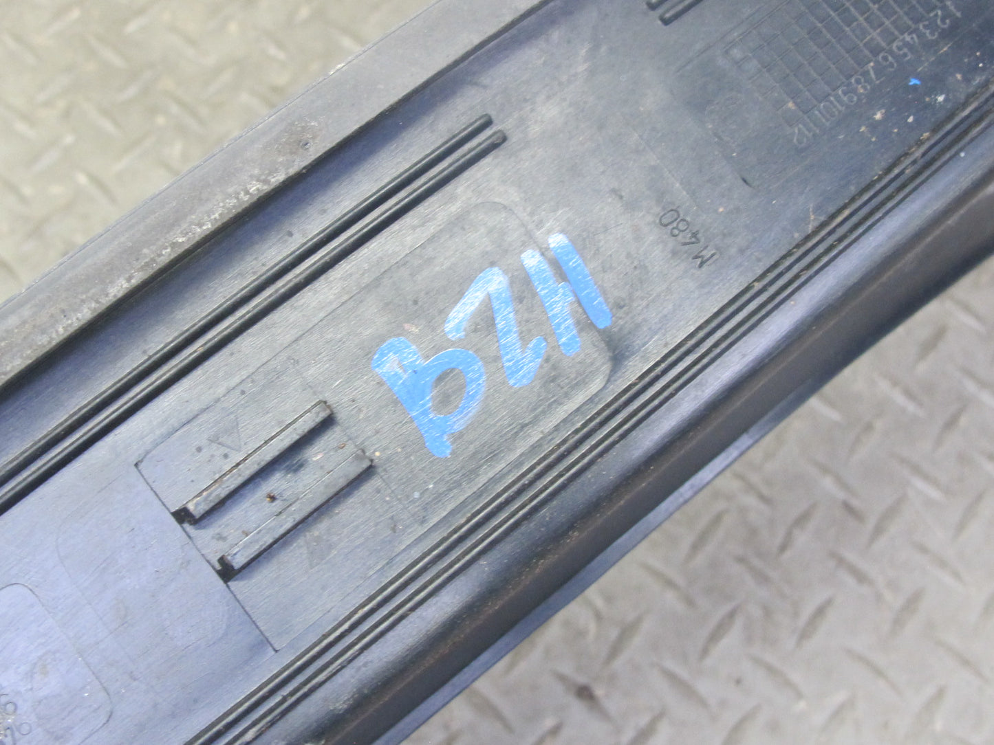 96-02 BMW E36/7 Z3 Roadster Set of 2 Door Scuff Sill Step Trim Plate OEM