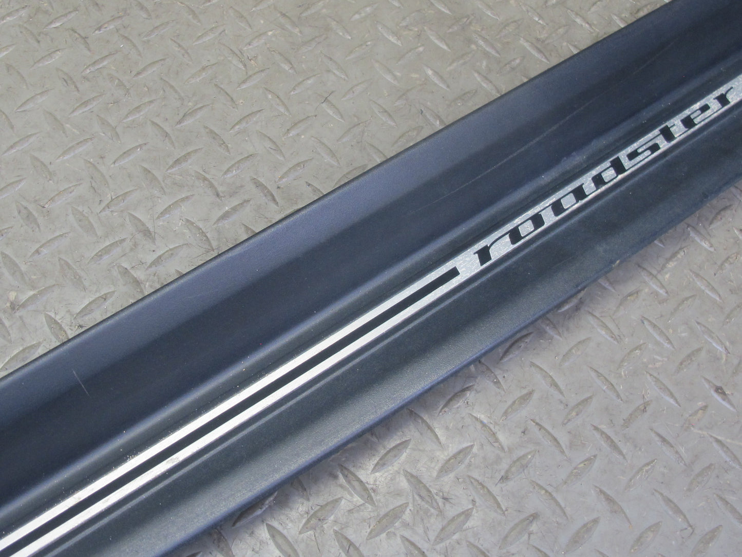 96-02 BMW E36/7 Z3 Roadster Set of 2 Door Scuff Sill Step Trim Plate OEM