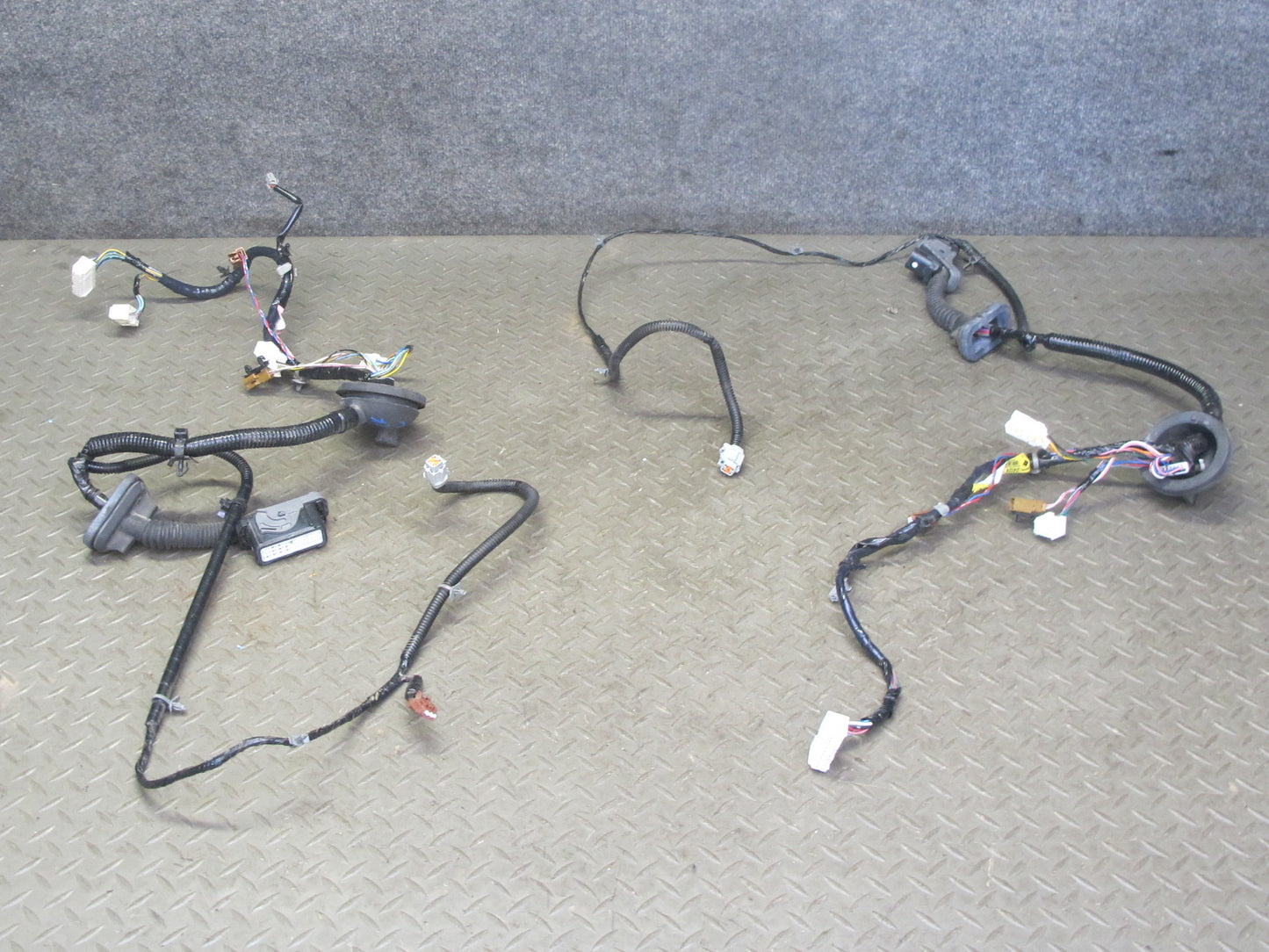 07-09 Nissan 350Z Z33 GT Set of 2 Left & Right Door Wire Wiring Harness OEM