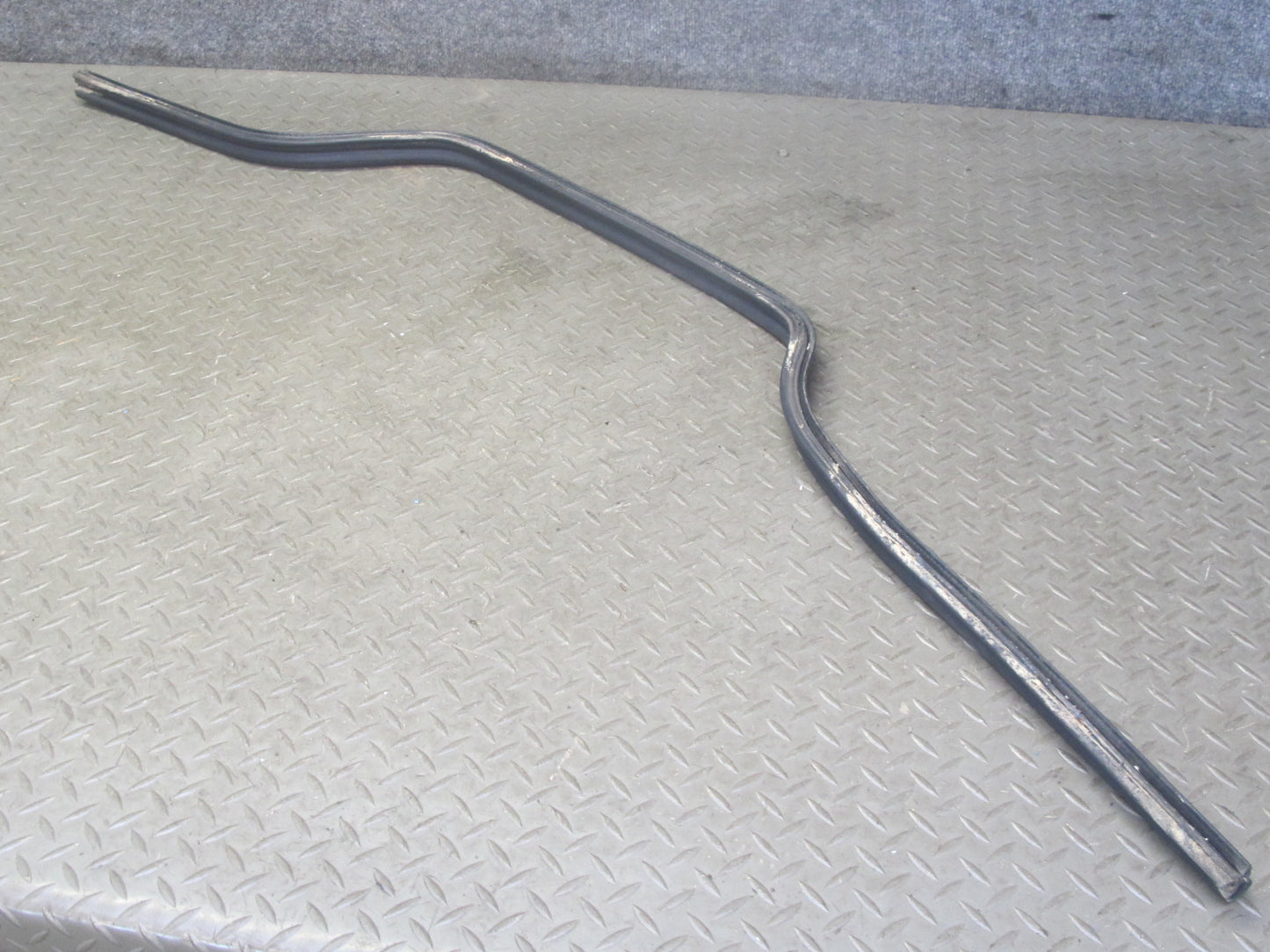 96-02 BMW E36/7 Z3 Set of 4 Front Hood Bonnet Weatherstrip Rubber Seal OEM