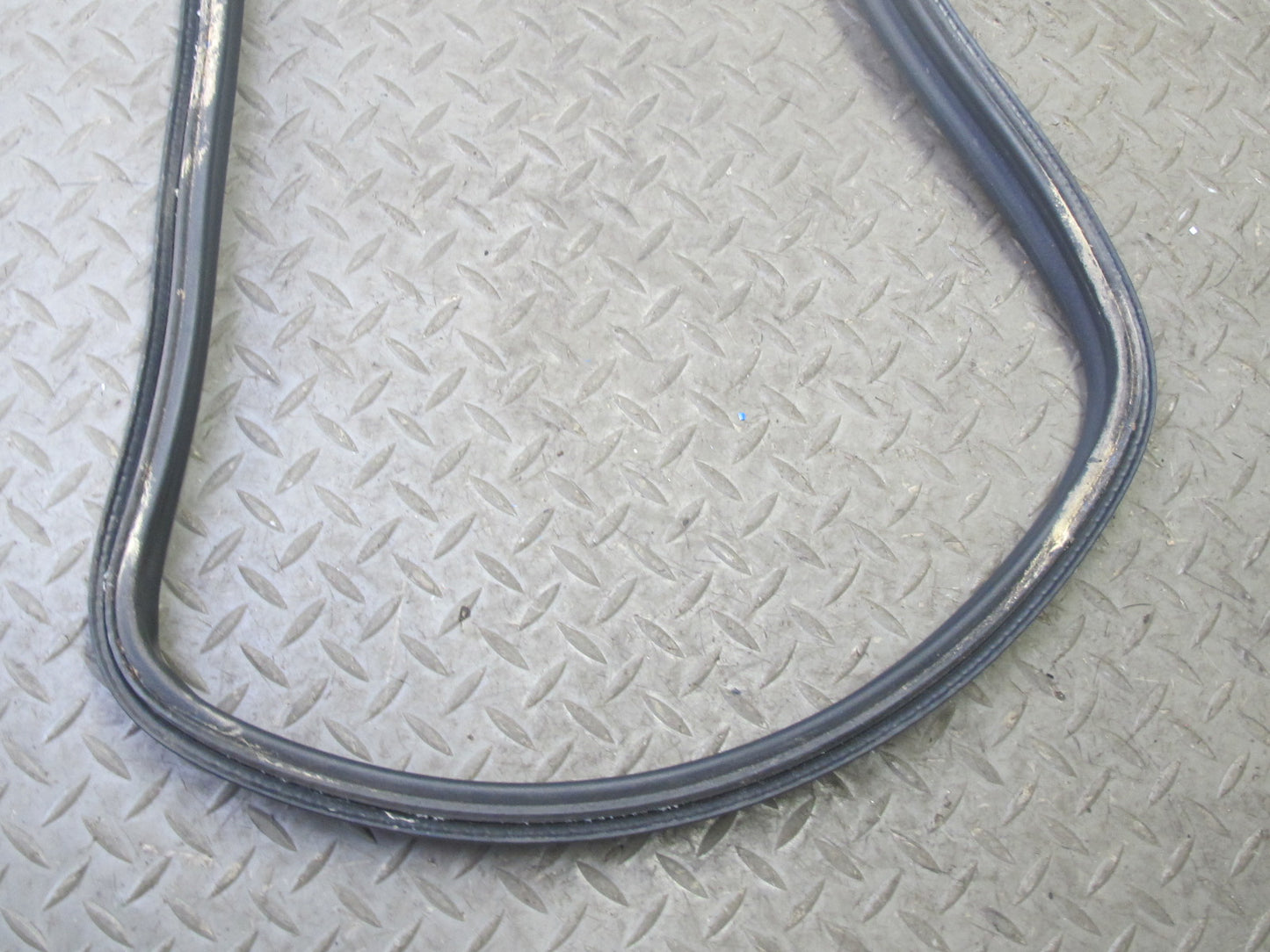 96-02 BMW E36/7 Z3 Set of 4 Front Hood Bonnet Weatherstrip Rubber Seal OEM