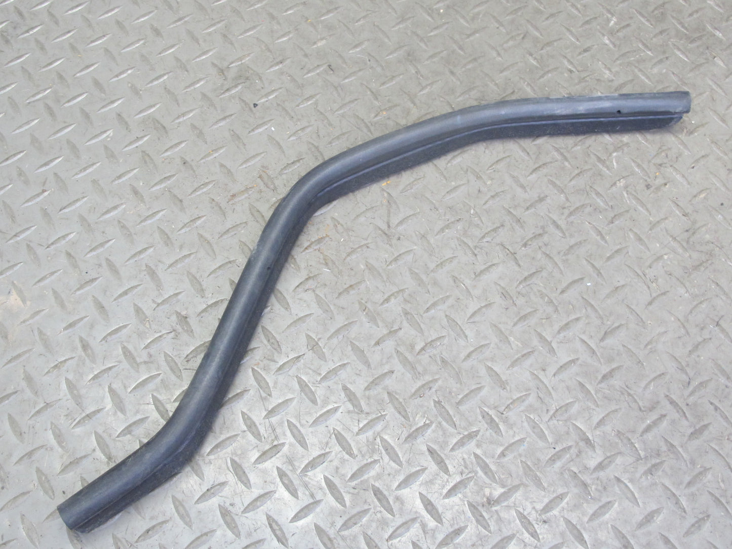 96-02 BMW E36/7 Z3 Set of 4 Front Hood Bonnet Weatherstrip Rubber Seal OEM