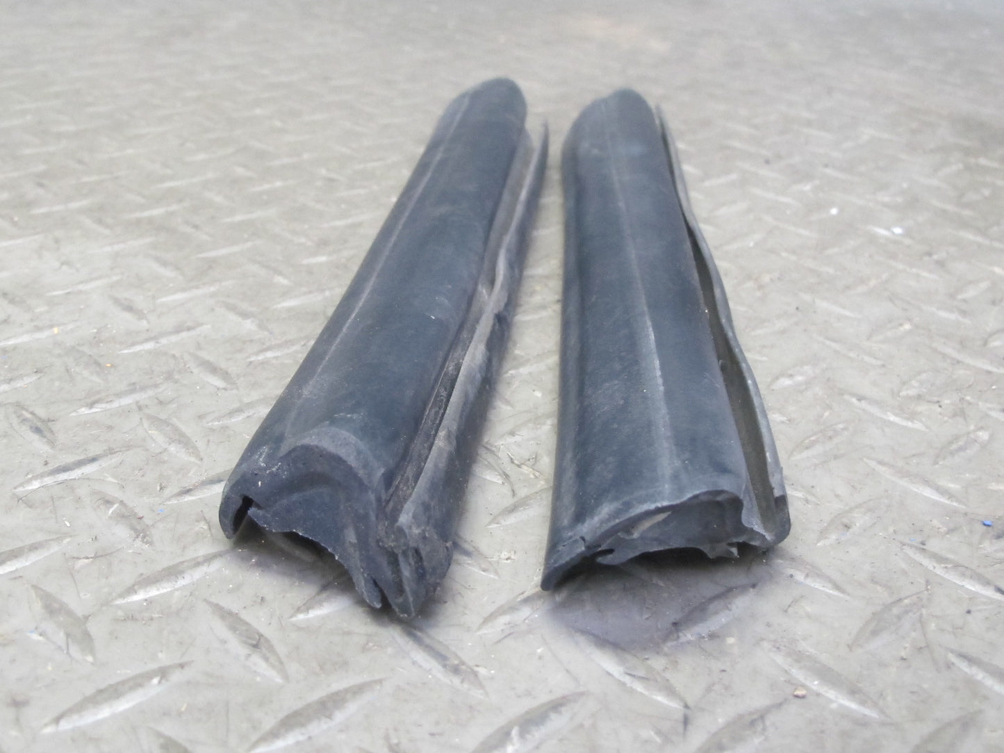 96-02 BMW E36/7 Z3 Roadster Folding TOP Roof Weatherstrip Rubber Seal Set OEM