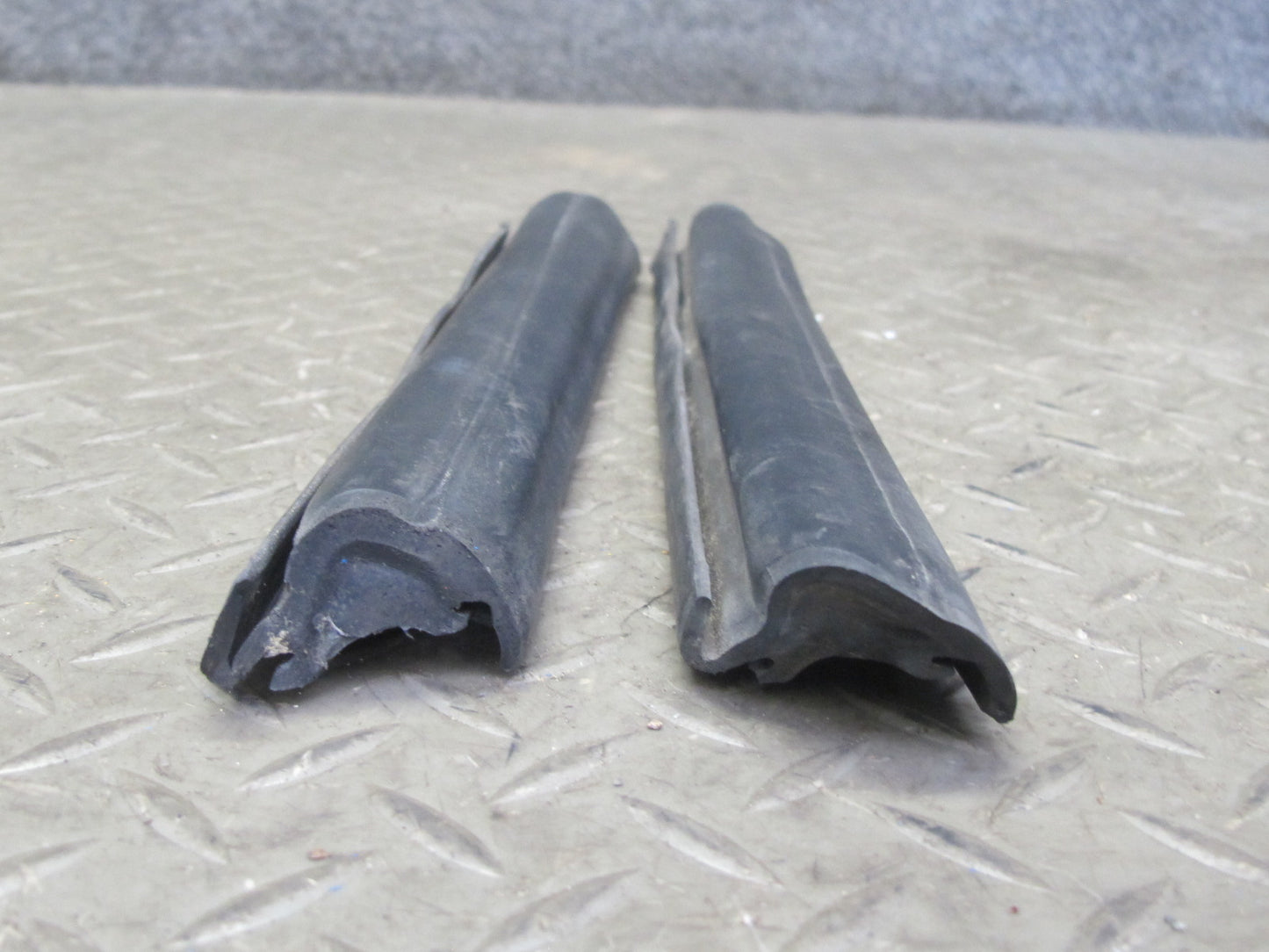 96-02 BMW E36/7 Z3 Roadster Folding TOP Roof Weatherstrip Rubber Seal Set OEM